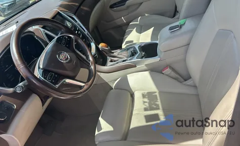 2015 Cadillac Srx Luxury Collection z USA, uszkodzony, nr VIN 3GYFNBE37FS569840